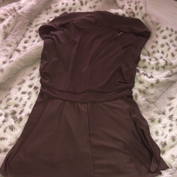 Light T-shirt - Picture 4 of 4